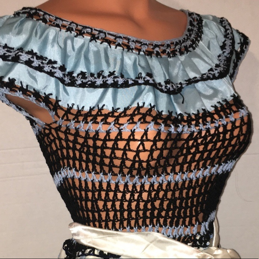 Vintage heirloom handmade retro Mod 50s Crocheted Silky needlepoint Party Dress - Picture 11 of 11